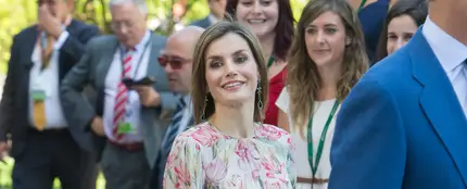 El vestido de Zara de Doña Letizia que arrasa en las rebajas El vestido de Zara de Doña Letizia que arrasa en las rebajas