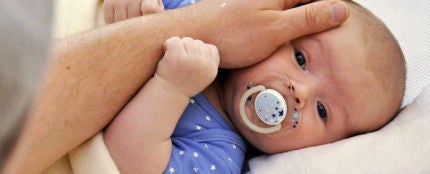 Bebé hospitalizado Bebé hospitalizado