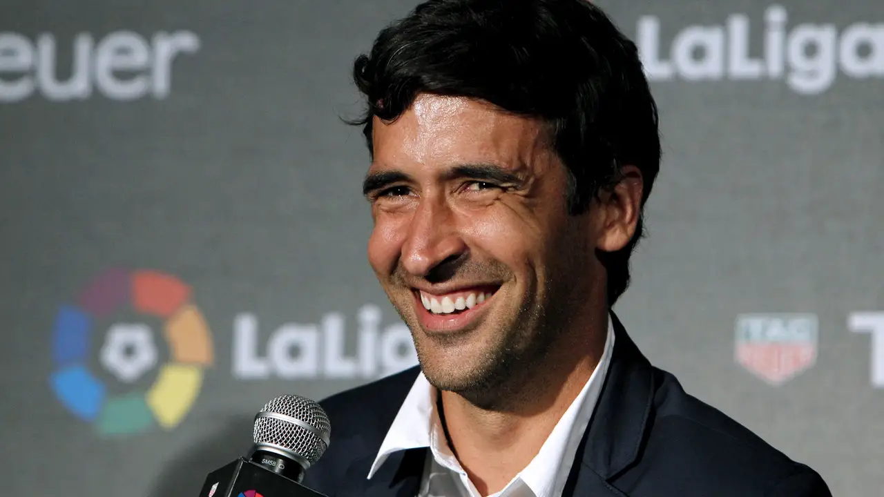 Raúl González, durante un acto de la Liga Raúl González, durante un acto de la Liga
