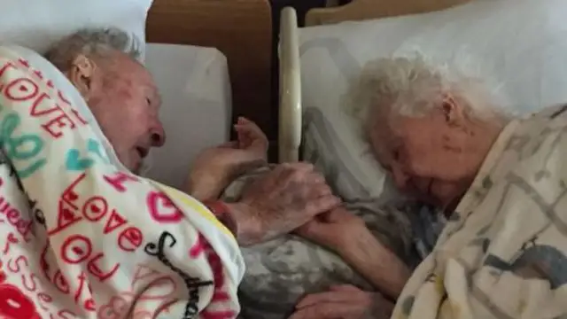 Ancianos