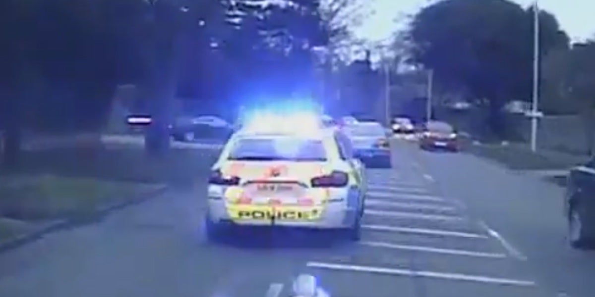 La policía de Sussex durante la persecución