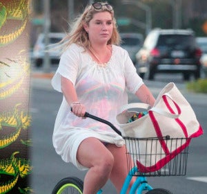 Kesha antes y después de su espectacular cambio Kesha antes y después de su espectacular cambio