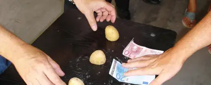 El timo de los trileros El timo de los trileros