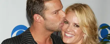 Ricky Martin y Rebecca de Alba en la gala de los Grammy 2003 Ricky Martin y Rebecca de Alba en la gala de los Grammy 2003