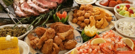 Imagen de archivo de un banquete de comida