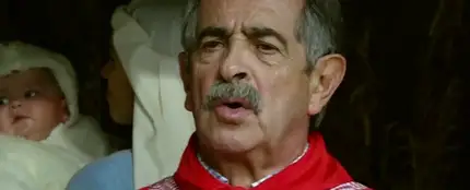 Frame 19.707272 de: El presidente cántabro Miguel Ángel Revilla le canta un villancico a los barandas de la UE Frame 19.707272 de: El presidente cántabro Miguel Ángel Revilla le canta un villancico a los barandas de la UE
