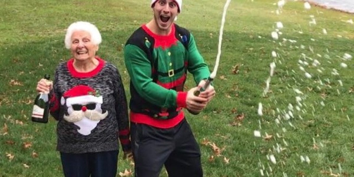 Ross Smith junto a su abuela