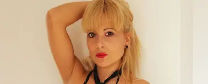 Victoria Blonde Victoria Blonde
