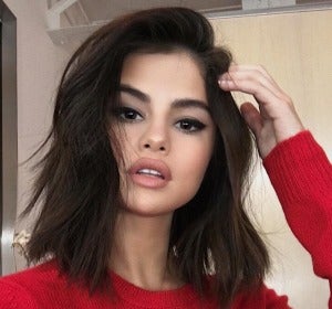 Selena Gomez, pillada usando Photoshop Selena Gomez, pillada usando Photoshop