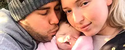 Charlotte and Attila junto a su hija Charlotte and Attila junto a su hija