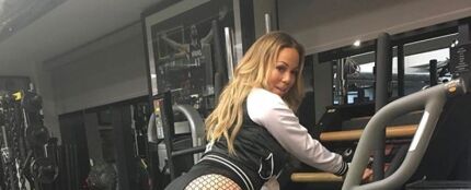 Mariah Carey entrenando con tacones y medias de rejilla