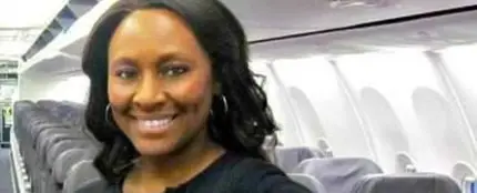 La auxiliar de vuelo Shelia Fedrick La auxiliar de vuelo Shelia Fedrick