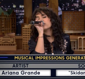 Alessia Cara en el programa de Jimmy Fallon Alessia Cara en el programa de Jimmy Fallon
