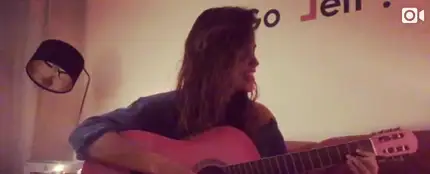 Lara Álvarez versionando 'Despacito' de Luis Fonsi y Daddy Yankee Lara Álvarez versionando 'Despacito' de Luis Fonsi y Daddy Yankee