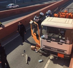 El conductor del camión de butano robado en Barcelona detenido El conductor del camión de butano robado en Barcelona detenido