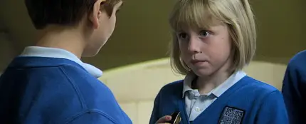 El Internado - Temporada 6 - Capítulo 2: Las galletas del porvenir El Internado - Temporada 6 - Capítulo 2: Las galletas del porvenir