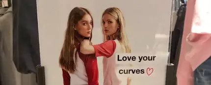 La imagen de la campaña publicitaria de Zara que ha desatado la polémica La imagen de la campaña publicitaria de Zara que ha desatado la polémica