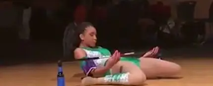 Shemika Charles bate un nuevo récord Shemika Charles bate un nuevo récord