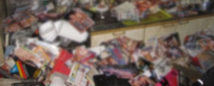 Seis toneladas de revistas porno matan a un japonés