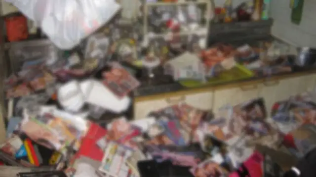 Seis toneladas de revistas porno matan a un japonés