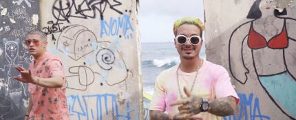 J Balvin y Bad Bunny en el v&iacute;deo 'Si tu novio te deja'