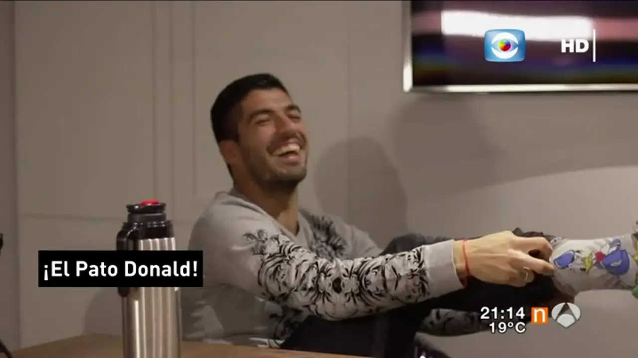 Frame 20.780075 de: La entrevista más íntima de Luis Suárez y Leo Messi a una televisión uruguaya Frame 20.780075 de: La entrevista más íntima de Luis Suárez y Leo Messi a una televisión uruguaya