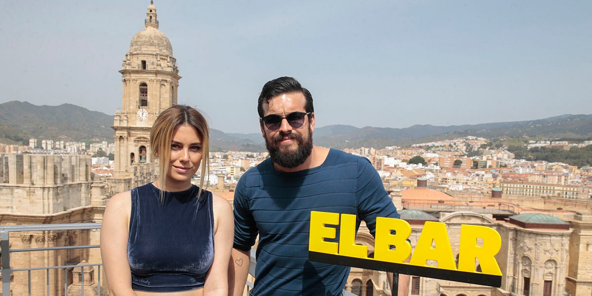 Blanca Suárez y Mario Casas presentan 'El Bar' en Málaga