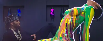Jason Derulo en el videoclip 'Swalla' junt a Ty Dolla Sign y Nicki Minaj Jason Derulo en el videoclip 'Swalla' junt a Ty Dolla Sign y Nicki Minaj