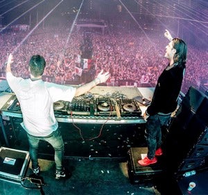Axwell^Ingrosso durante su sesión en el Ultra Music Festival en Miami Axwell^Ingrosso durante su sesión en el Ultra Music Festival en Miami