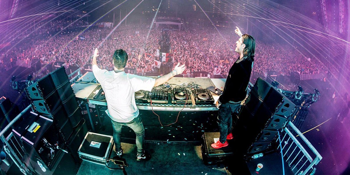 Axwell^Ingrosso durante su sesión en el Ultra Music Festival en Miami