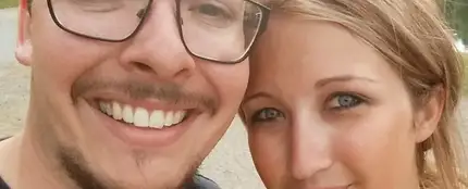 Jessica Storer y Derrick Storer, el matrimonio que emborrachó a un alumno para mantener relaciones sexuales con él Jessica Storer y Derrick Storer, el matrimonio que emborrachó a un alumno para mantener relaciones sexuales con él