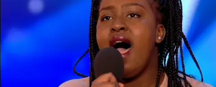 Sarah Ikumu en Britain's Got Talent Sarah Ikumu en Britain's Got Talent