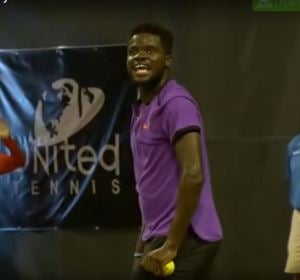 Gemidos en el encuentro entre Francis Tiafoe y Mitchell Krueger Gemidos en el encuentro entre Francis Tiafoe y Mitchell Krueger