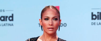 El tan comentado look de Jennifer Lopez