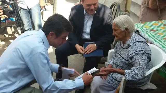 Un banco mexicano se niega a abrir una cuenta a una anciana de 116 años que supera el límite de años