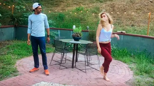 El baile de Ana de Armas por su cumpleaños