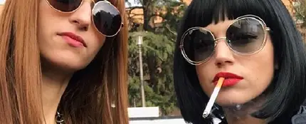 Alba Flores y Úrsula Corberó en 'La casa de papel' Alba Flores y Úrsula Corberó en 'La casa de papel'