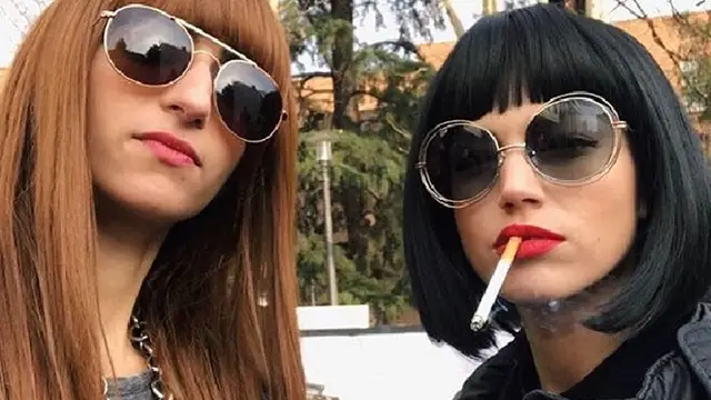 Alba Flores y Úrsula Corberó en 'La casa de papel'