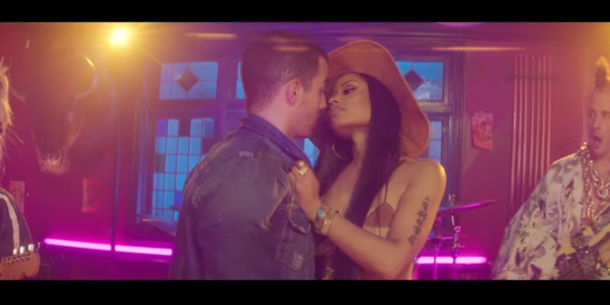 'Kissing Strangers' ft Nicki Minaj, lo nuevo de DNCE