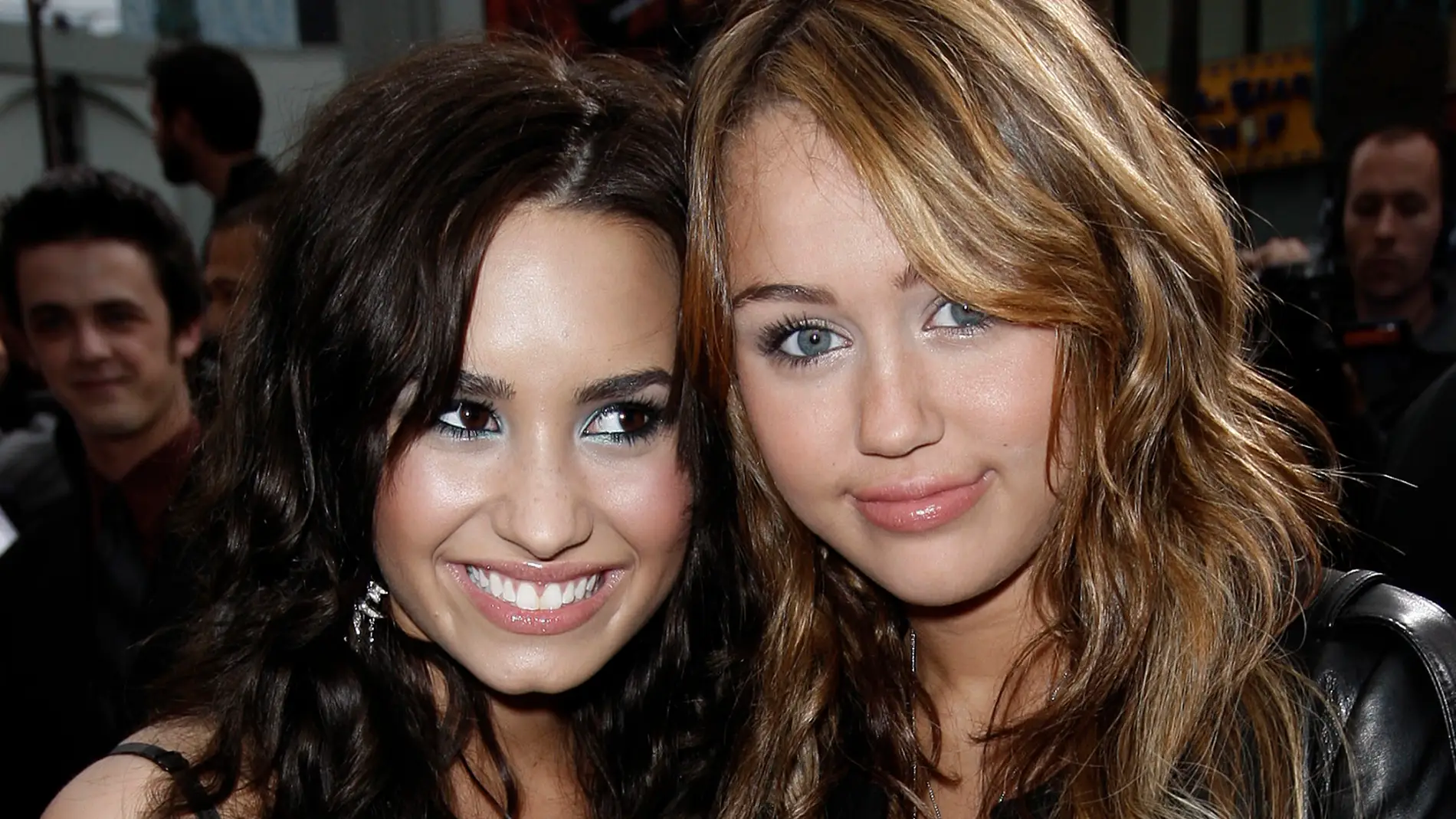 Miley Cyrus y Demi Lovato