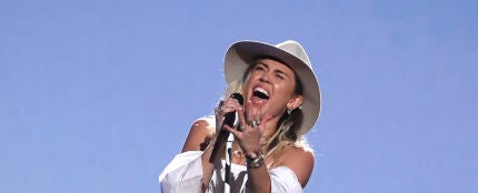 Miley Cyrus durante los Billboards 2017