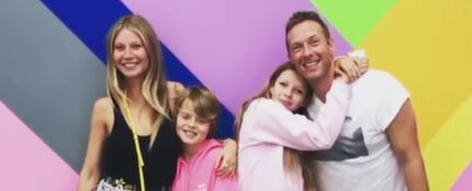 Gwyneth Paltrow junto con Chris Martin y sus dos hijos
