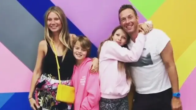 Gwyneth Paltrow junto con Chris Martin y sus dos hijos