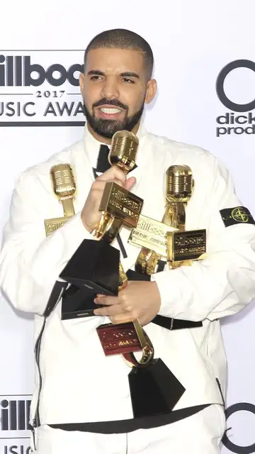 Drake, gran triunfador de los Billboard Music Awards 2017