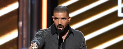 Drake, el gran triunfador de la noche Drake, el gran triunfador de la noche
