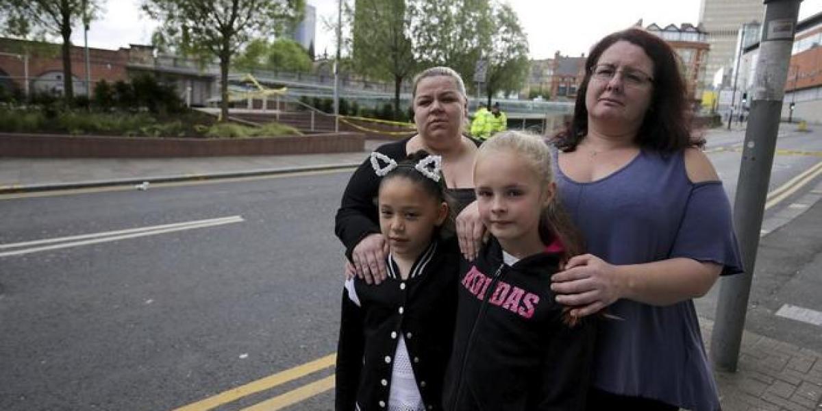 Asistentes al concierto de Ariana Grande en Manchester