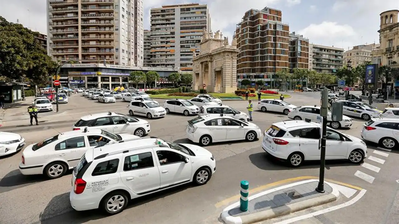 Taxis Taxis