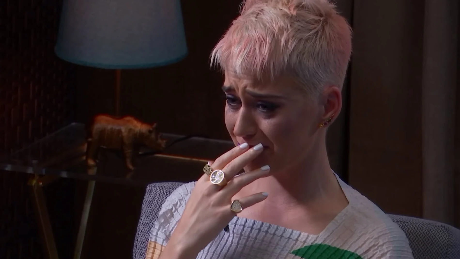 Katy Perry confiesa que tuvo pensamientos suicidas Katy Perry confiesa que tuvo pensamientos suicidas