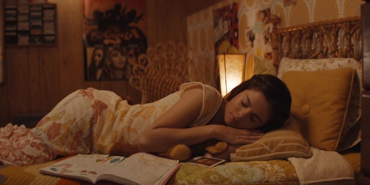 Selena Gomez en el videoclip de 'Bad Liar'