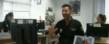 Policía Nacional bailando el Despacito Policía Nacional bailando el Despacito